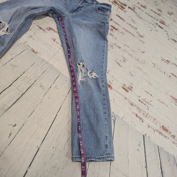 Abercrombie And Fitch The Mom High Rise Curve Love Jeans - Picture 3 of 8